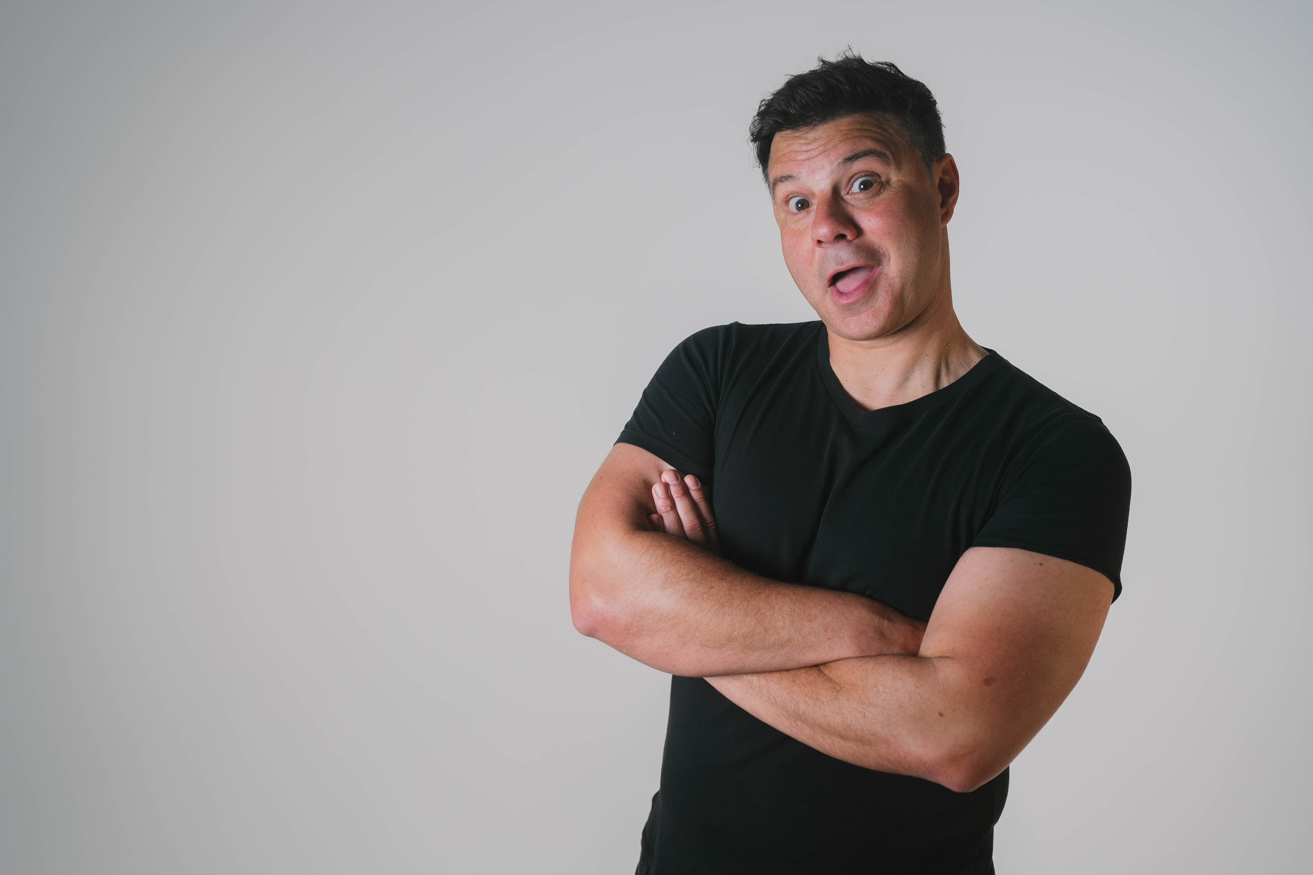 Jose Campoy con su micrófono